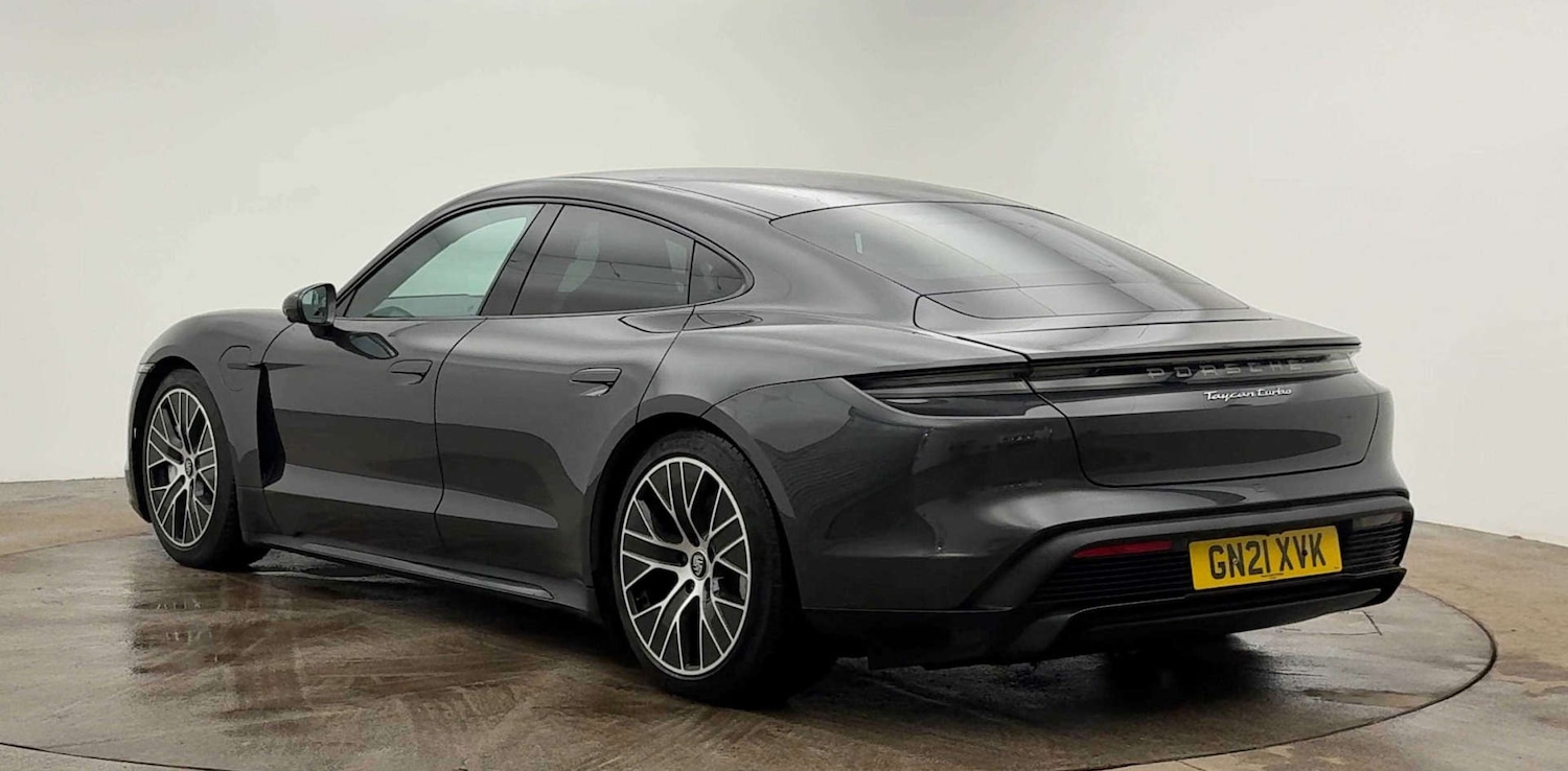 Used Porsche Taycan 2021 for sale - 77129807: Photo 3