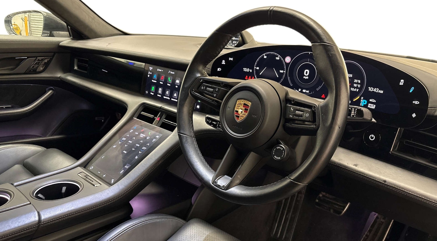 Used Porsche Taycan 2021 for sale - 77129807: Photo 4