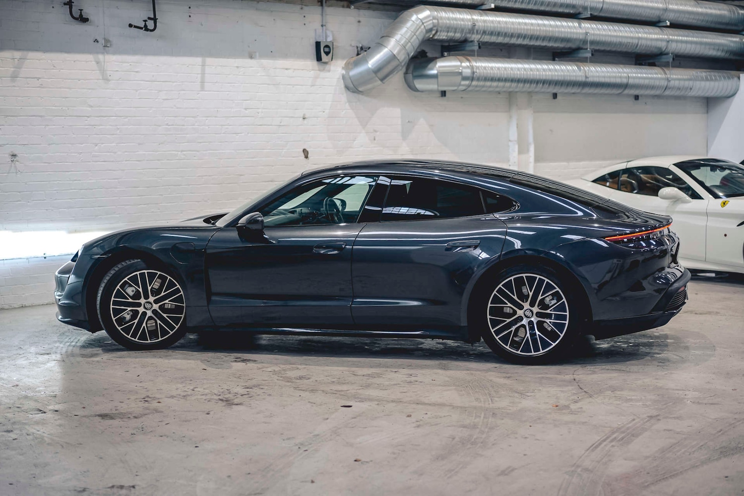 Used Porsche Taycan 2021 for sale - 77129807: Photo 9