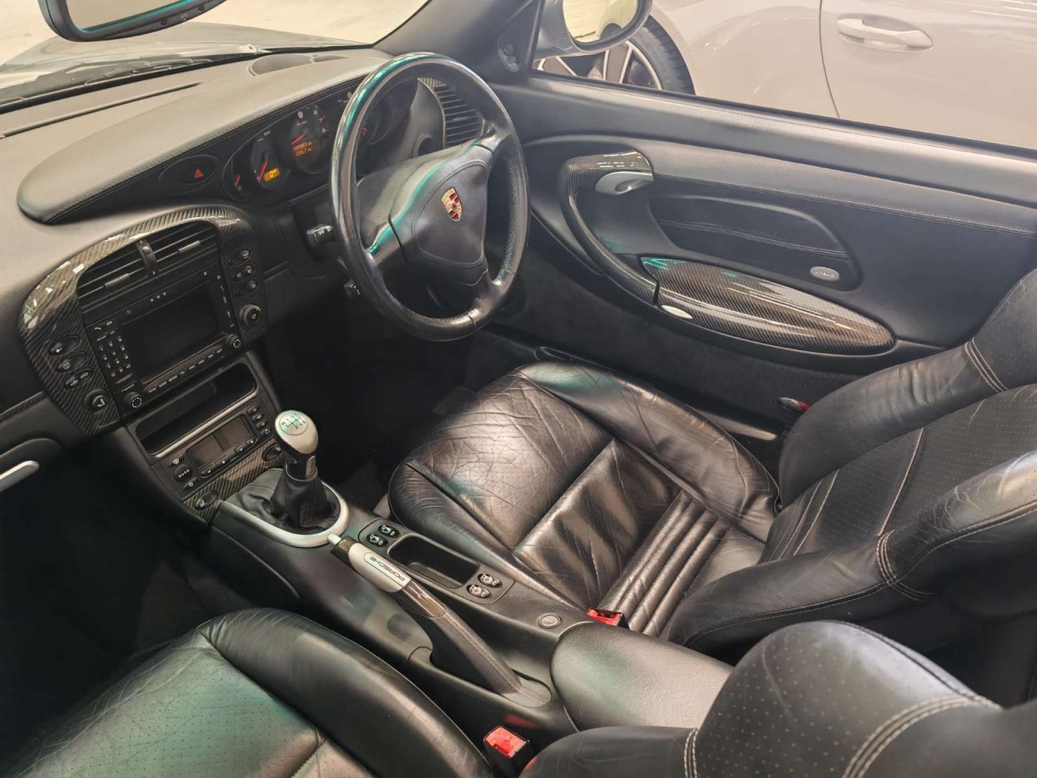 Used Porsche 911 2004 for sale - 77836341: Photo 5