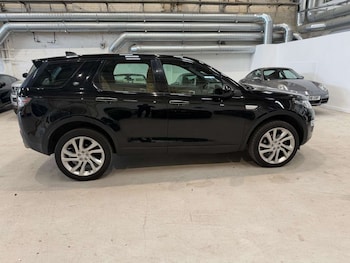 Used Land Rover Discovery Sport 2018 for sale - 78297160: Photo