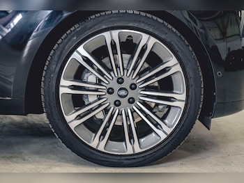 Used Land Rover Range Rover 2022 for sale - 76693667: Photo