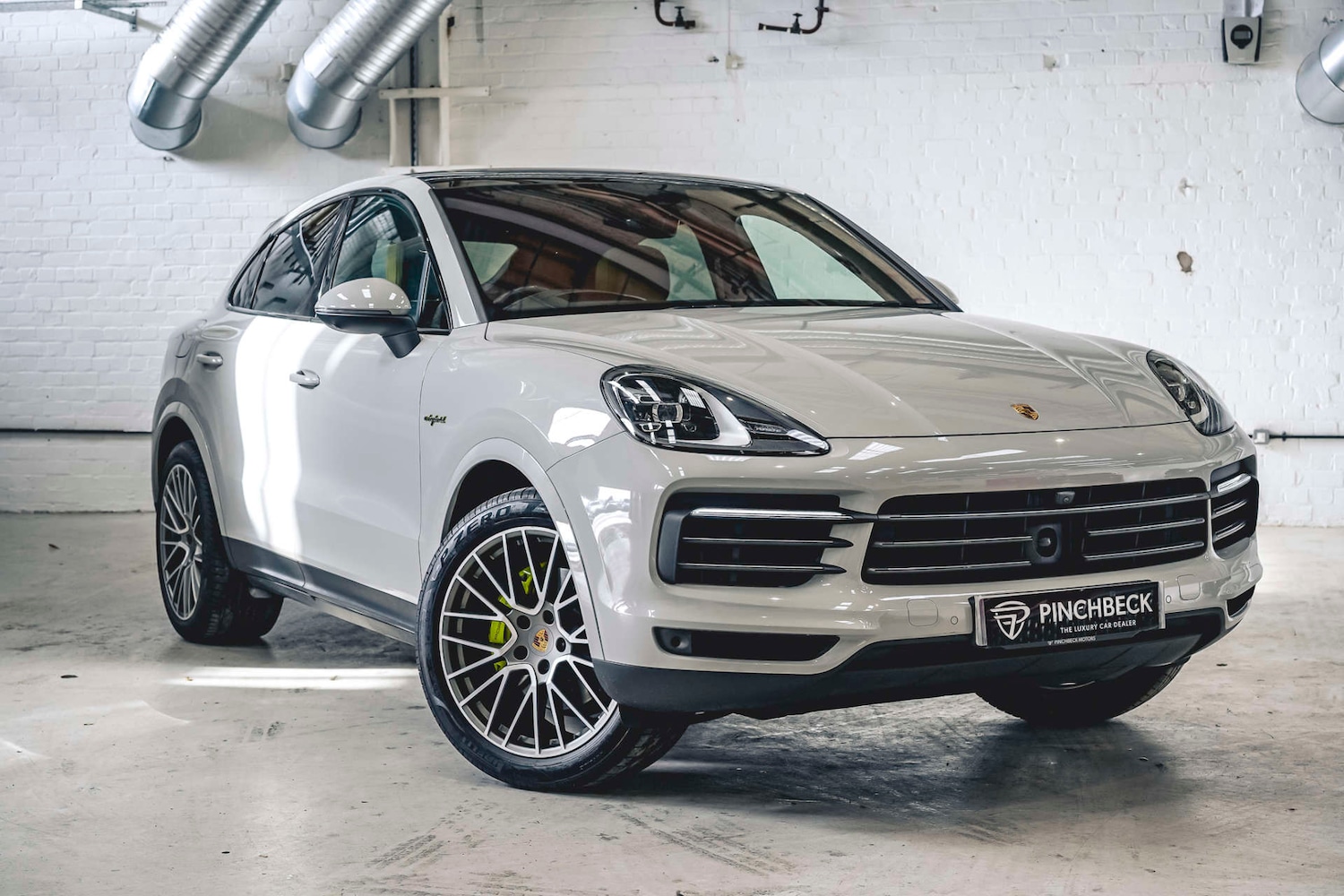 Used Porsche Cayenne 2022 for sale - 76693666: Photo 1