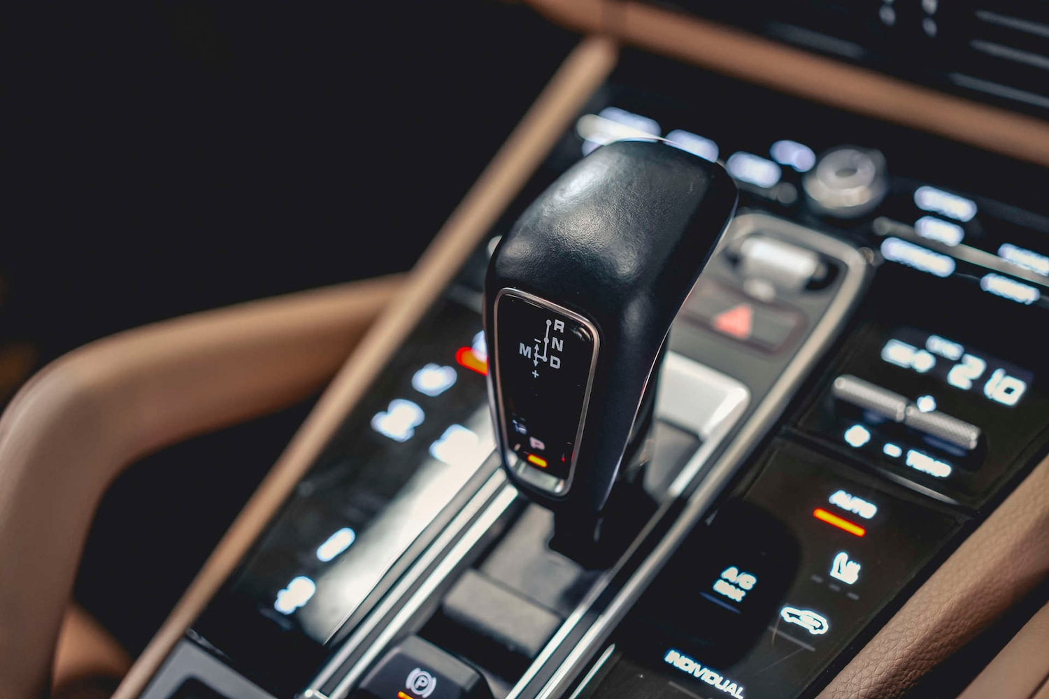 Used Porsche Cayenne 2022 for sale - 76693666: Photo 24