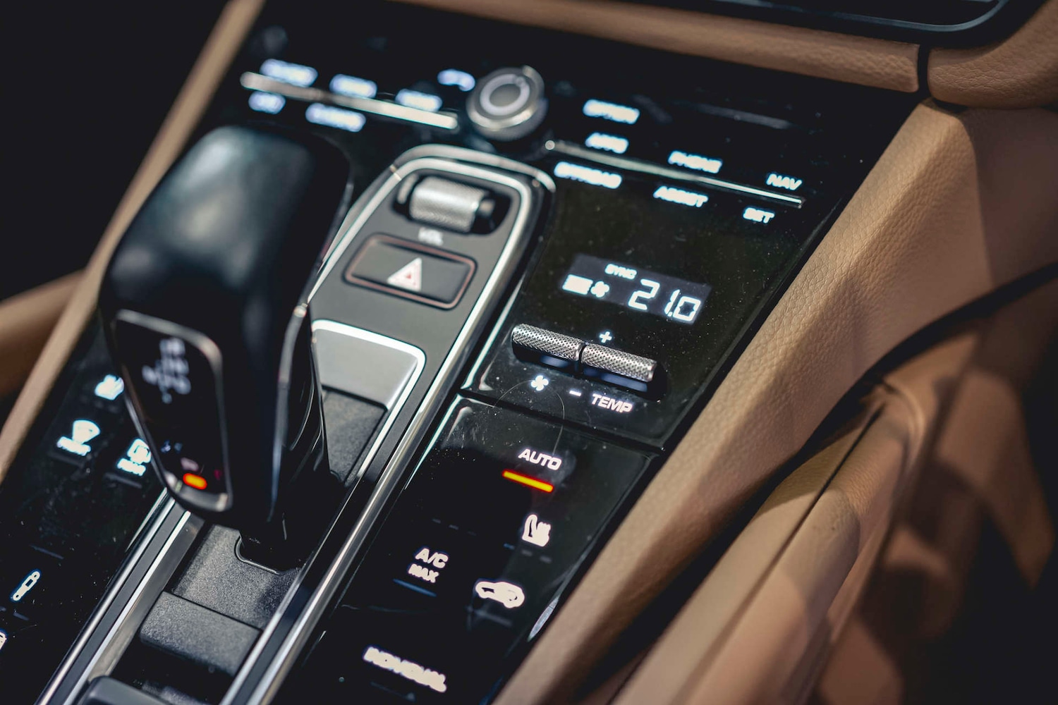 Used Porsche Cayenne 2022 for sale - 76693666: Photo 25