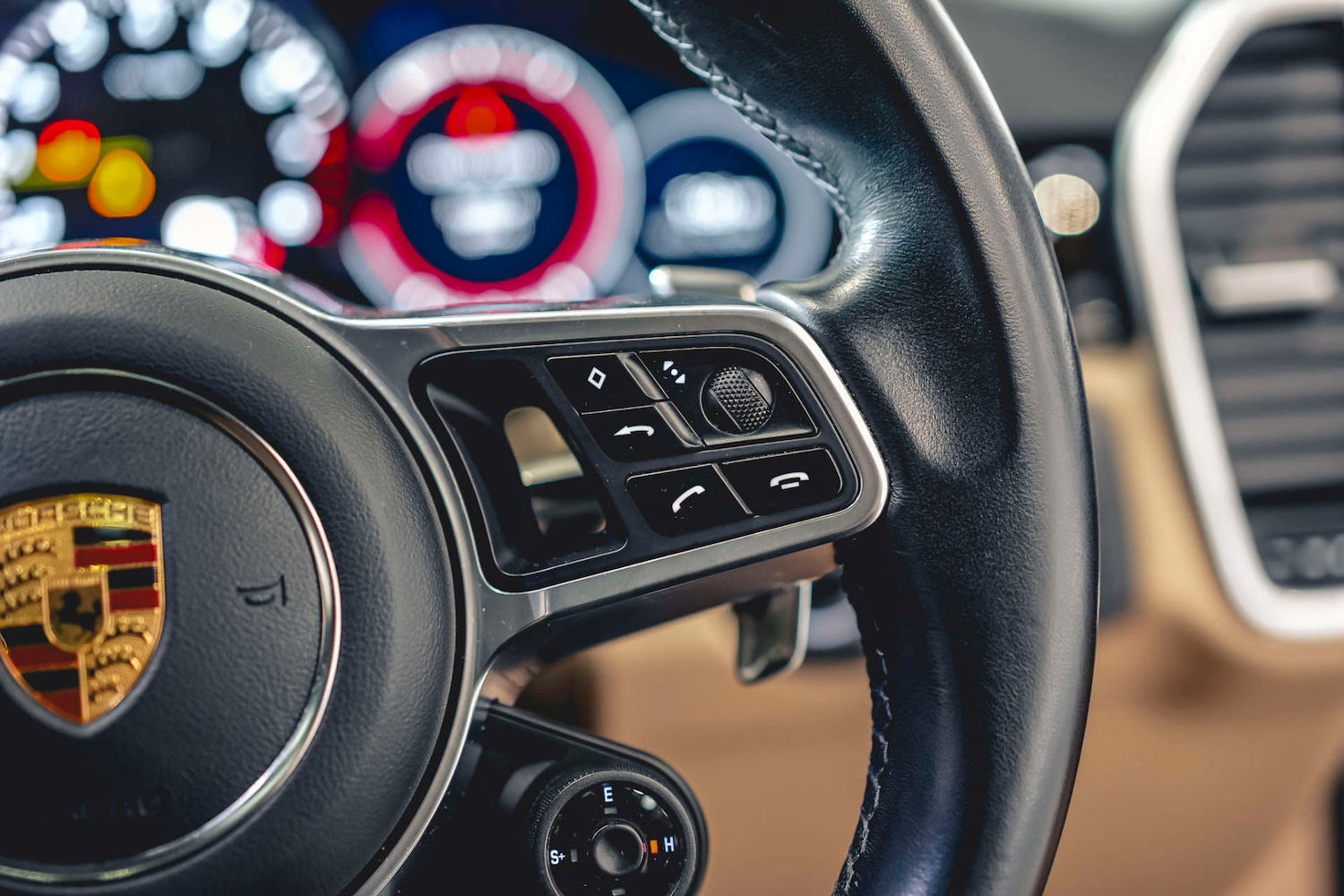 Used Porsche Cayenne 2022 for sale - 76693666: Photo 28