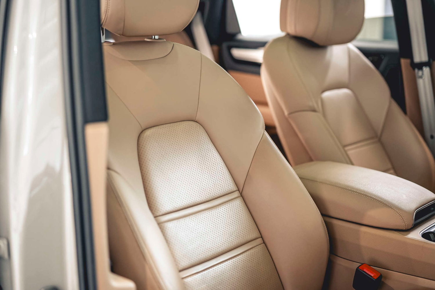 Used Porsche Cayenne 2022 for sale - 76693666: Photo 37