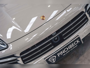 Used Porsche Cayenne 2022 for sale - 76693666: Photo