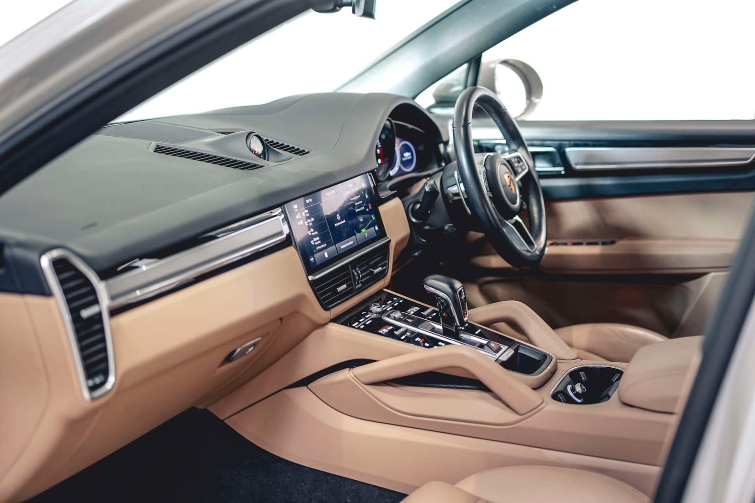 Used Porsche Cayenne 2022 for sale - 76693666: Photo 40