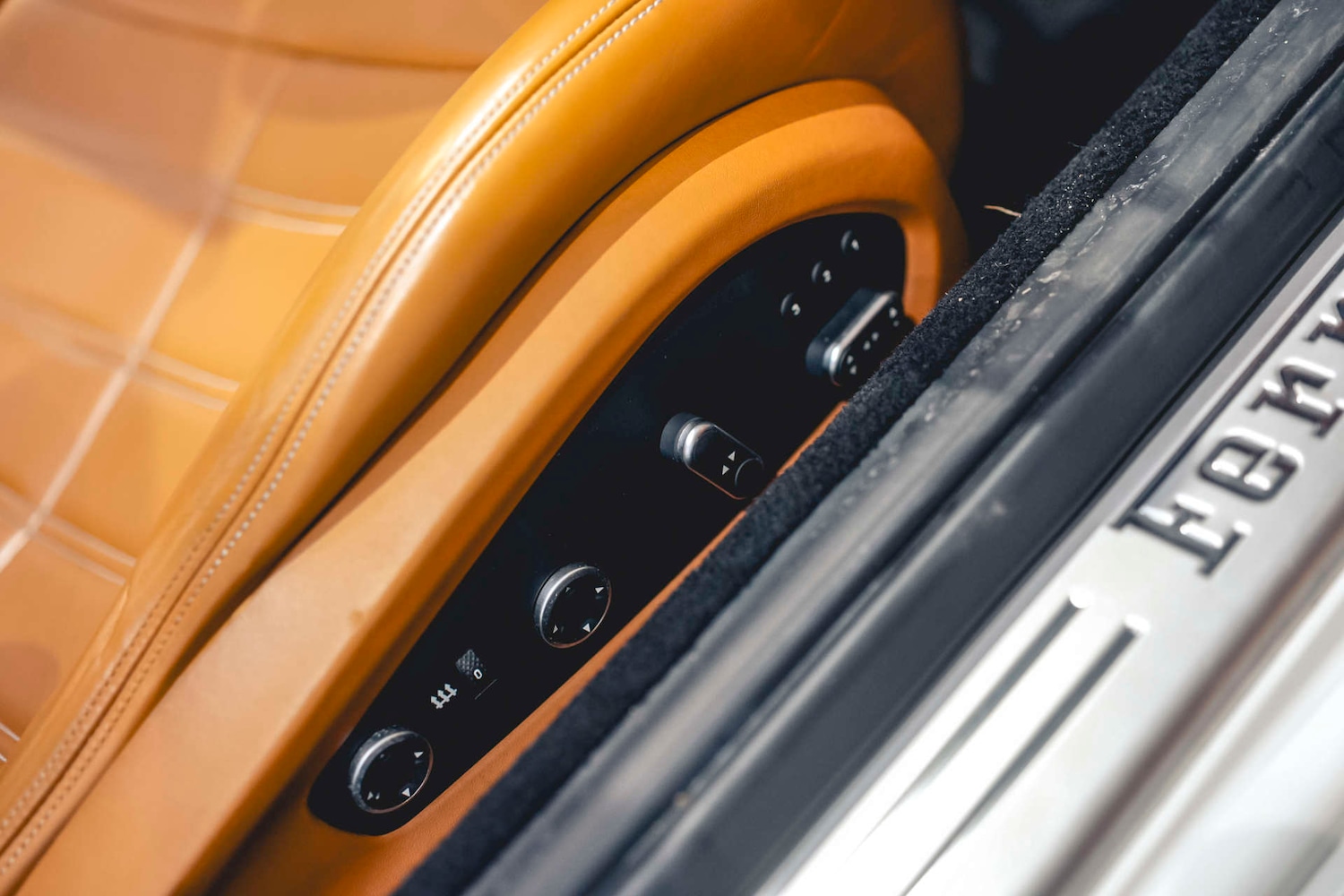 Used Ferrari California 2016 for sale - 76693668: Photo 17