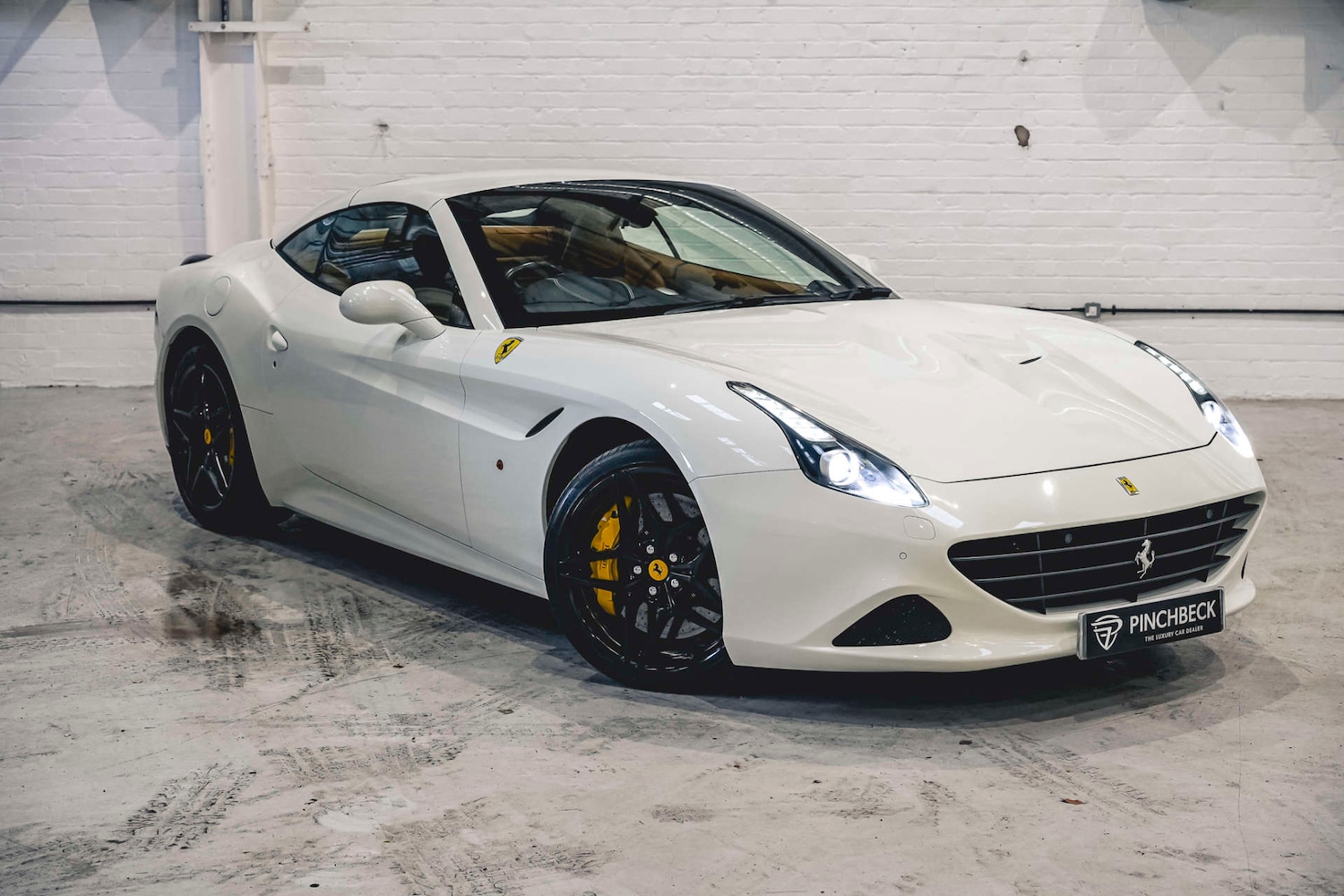 Used Ferrari California 2016 for sale - 76693668: Photo 2