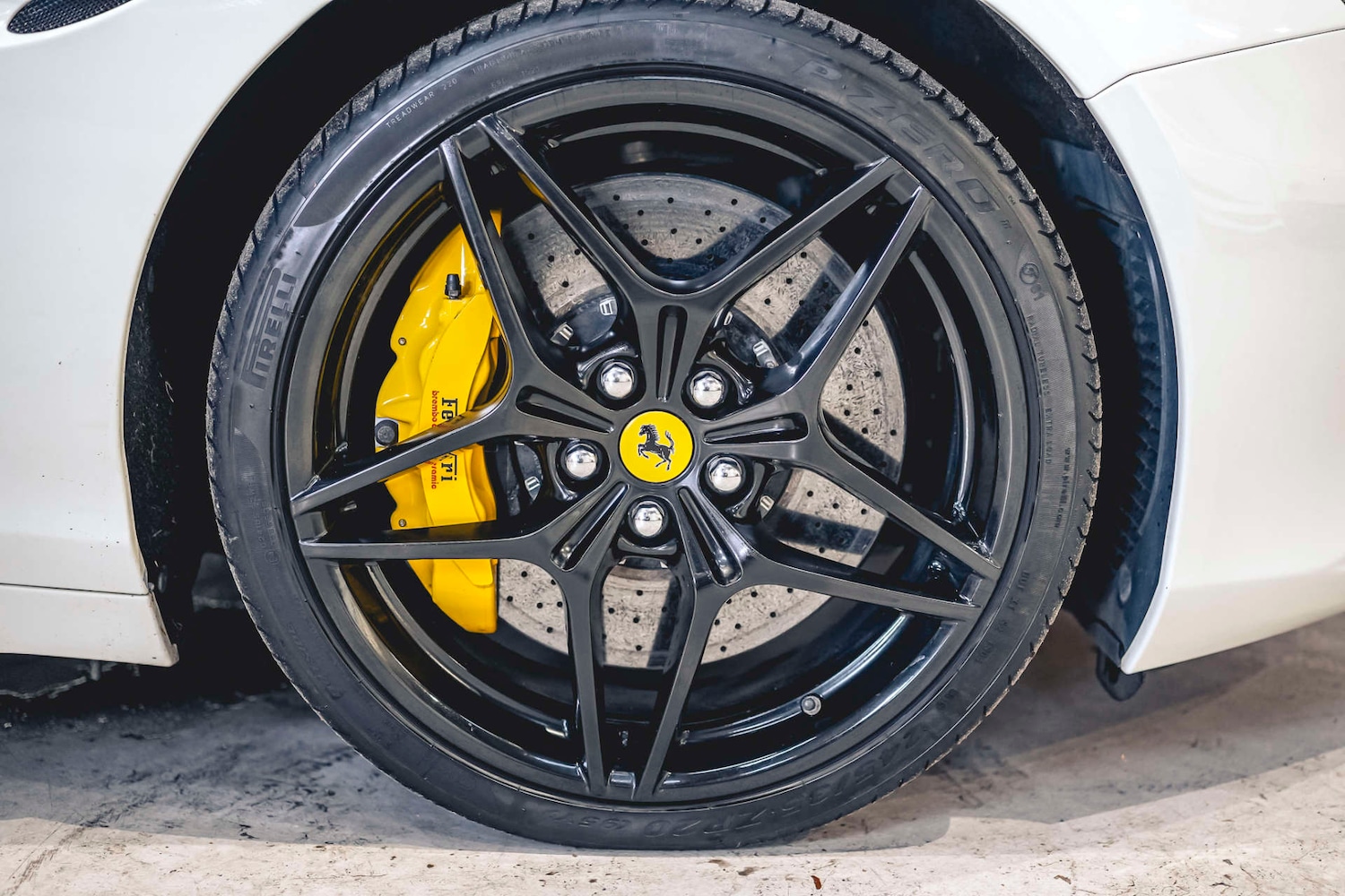 Used Ferrari California 2016 for sale - 76693668: Photo 5