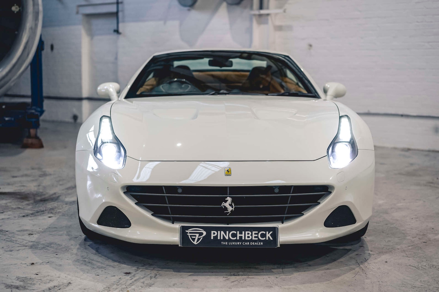 Used Ferrari California 2016 for sale - 76693668: Photo 6