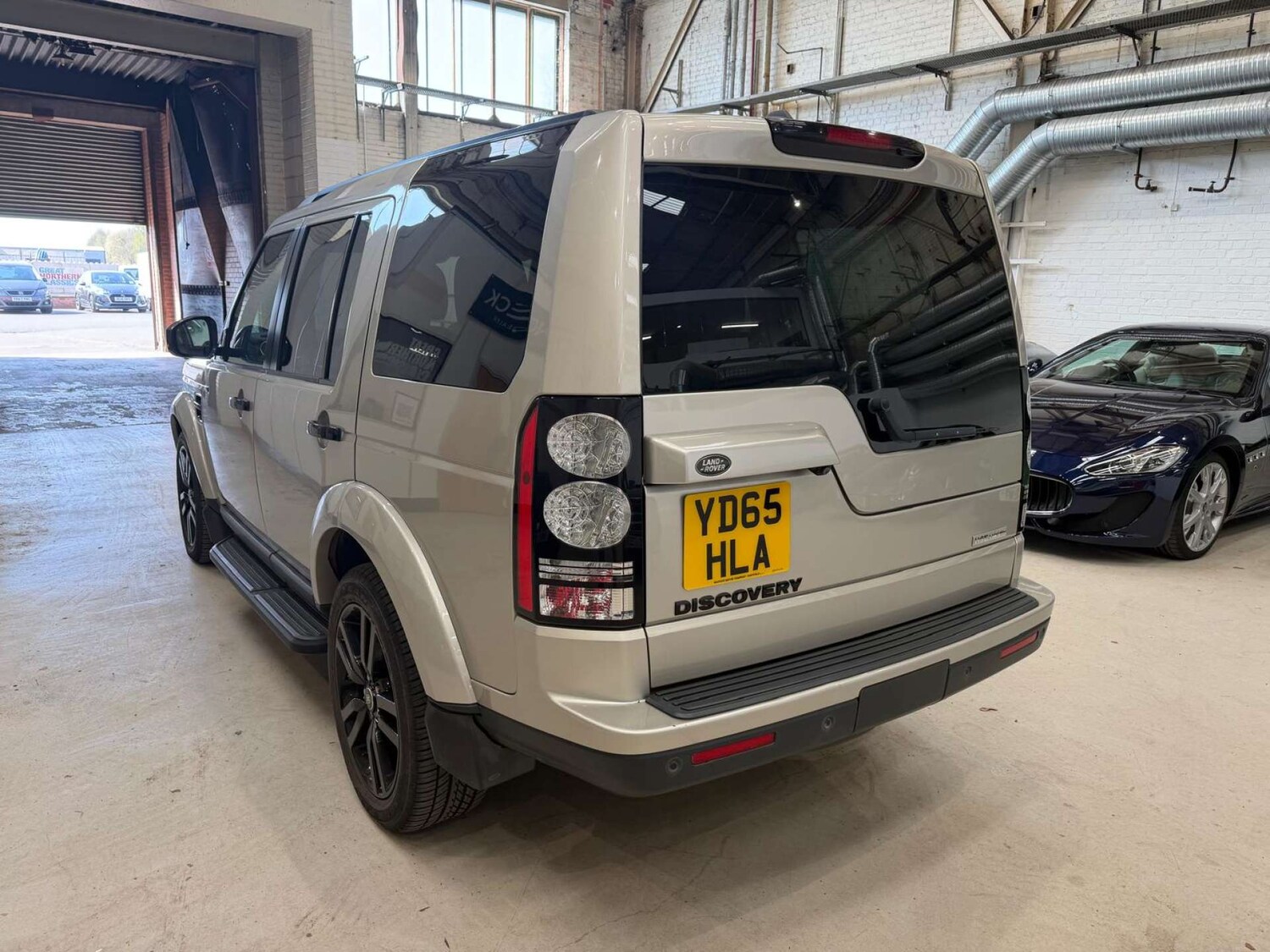 Used Land Rover Discovery 2015 for sale - 78162704: Photo 6