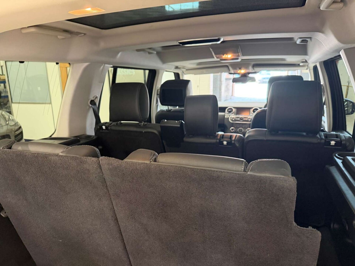 Used Land Rover Discovery 2015 for sale - 78162704: Photo 7