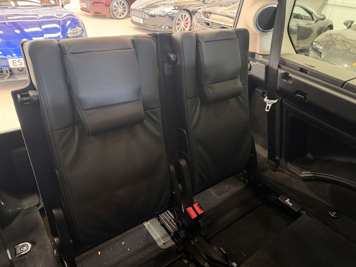 Used Land Rover Discovery 2015 for sale - 78162704: Photo 9