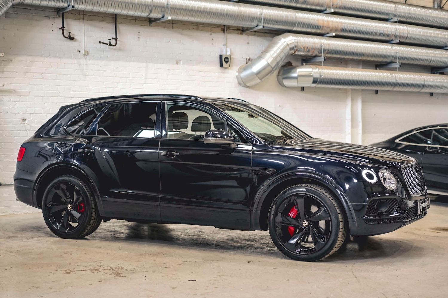 Used Bentley Bentayga 2019 for sale - 76693656: Photo 2