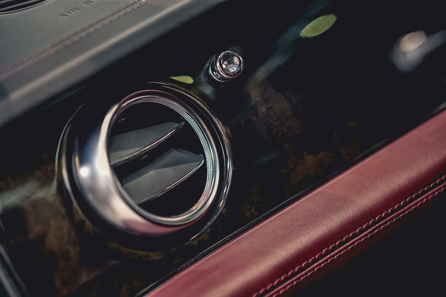 Used Bentley Bentayga 2019 for sale - 76693656: Photo 37