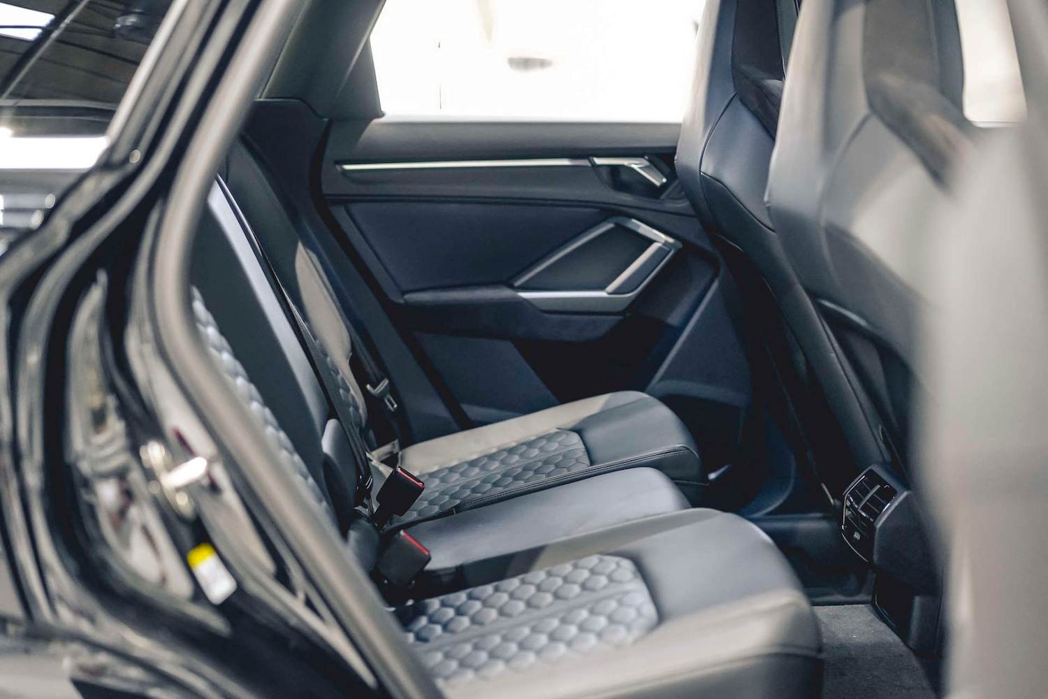 Used Audi RS Q3 2022 for sale - 76693657: Photo 32