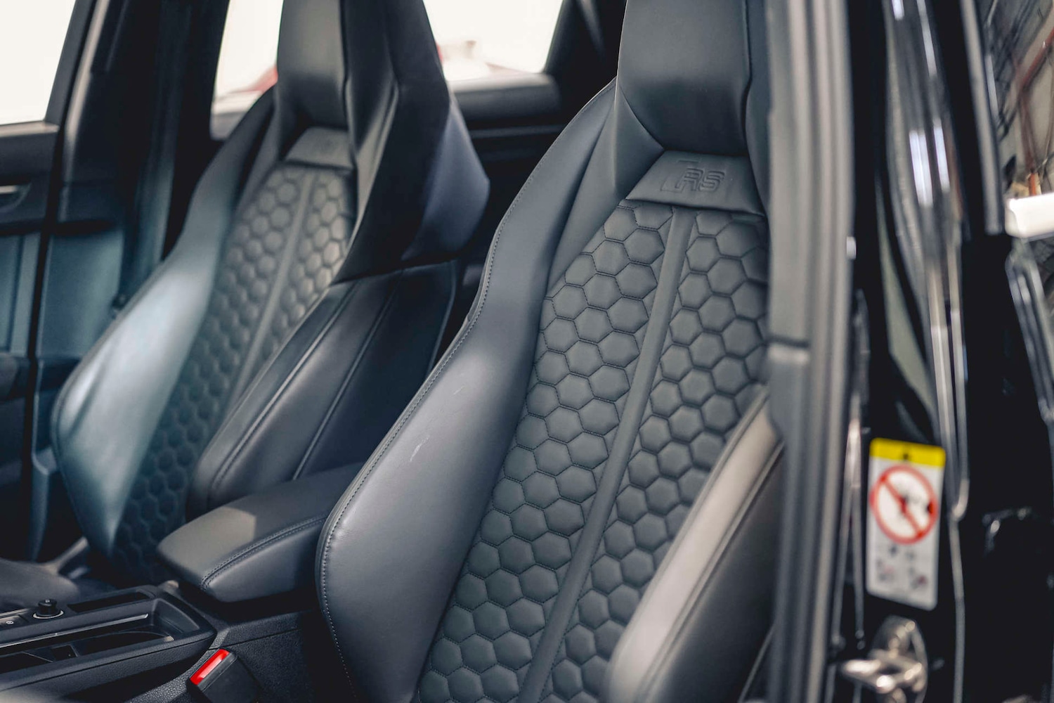 Used Audi RS Q3 2022 for sale - 76693657: Photo 38