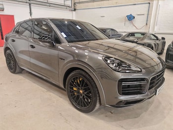 2020 - E-Hybrid Turbo S 5dr Tiptronic S