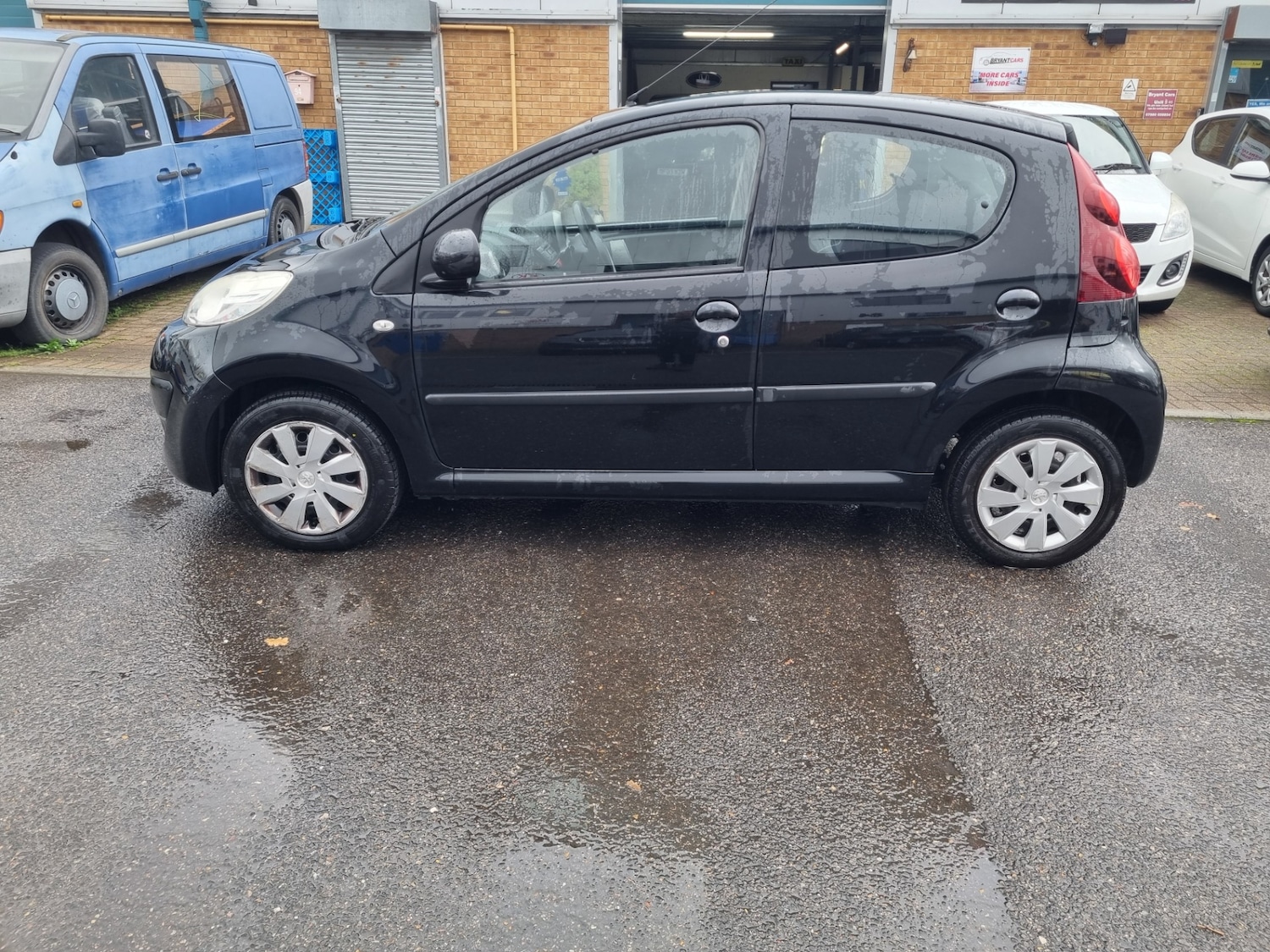 Used Peugeot 107 2013 for sale - 76595512: Photo 10