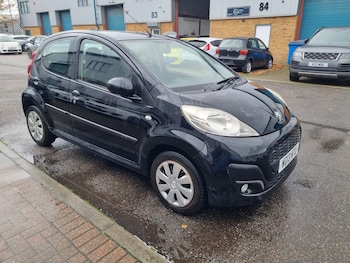 2013 (13) - 1.0 Active 5dr