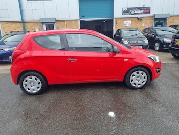 Used Hyundai i20 2013 for sale - 78792581: Photo