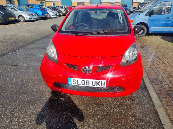 Used Toyota AYGO 2008 for sale - 76065894: Photo 2