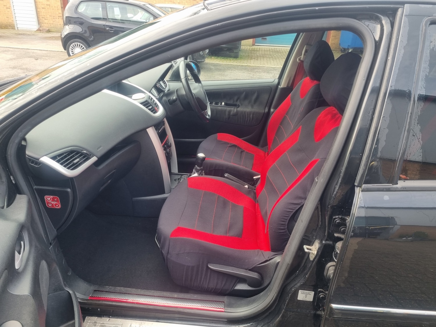 Used Peugeot 207 2012 for sale - 77712926: Photo 3