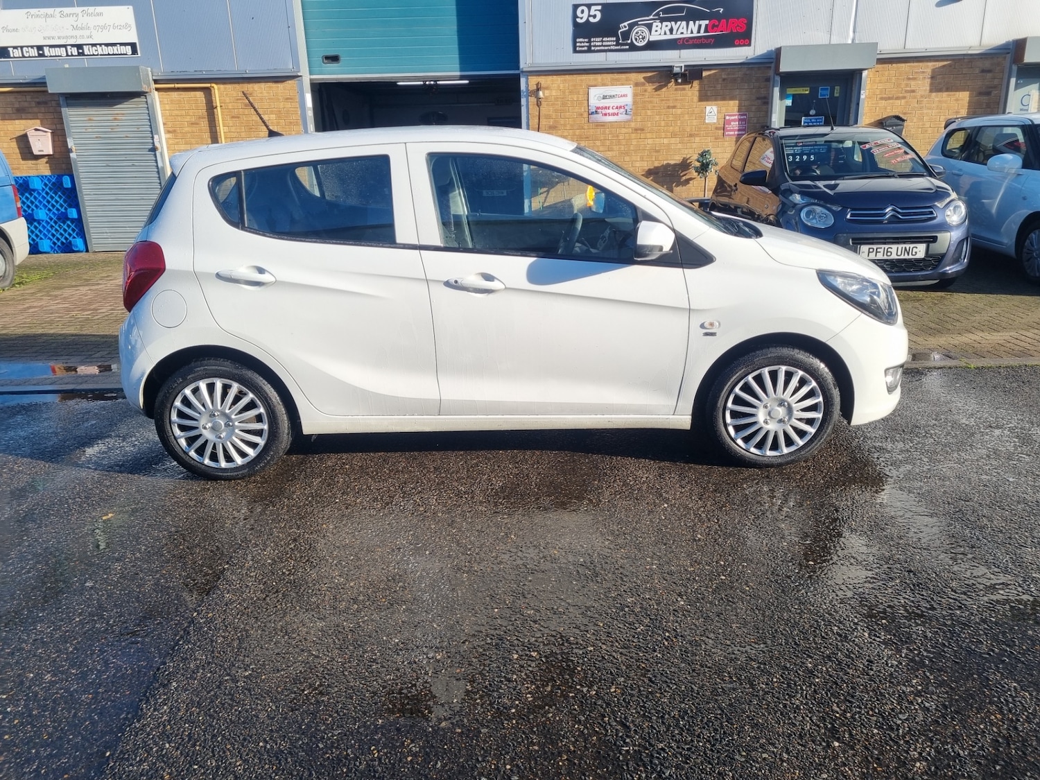 Used Vauxhall Viva 2019 for sale - 76861884: Photo 2