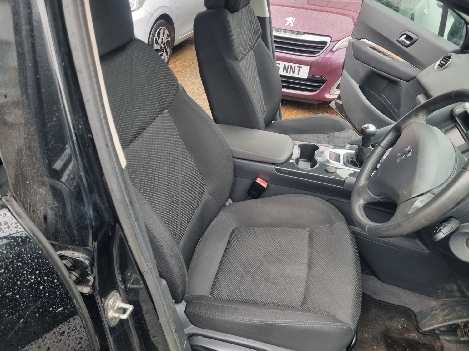 Used Peugeot 3008 2011 for sale - 77226081: Photo 6