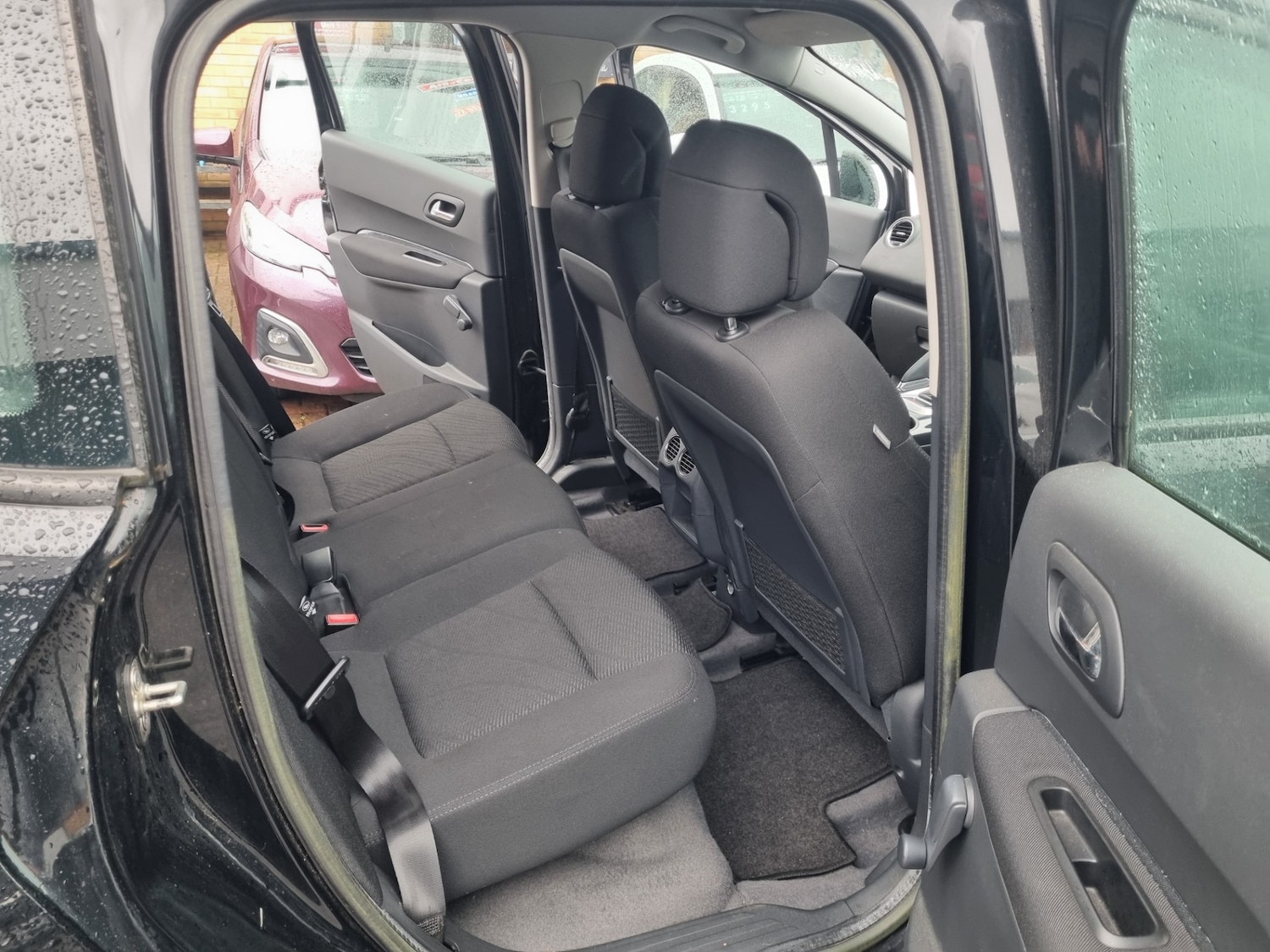 Used Peugeot 3008 2011 for sale - 77226081: Photo 7