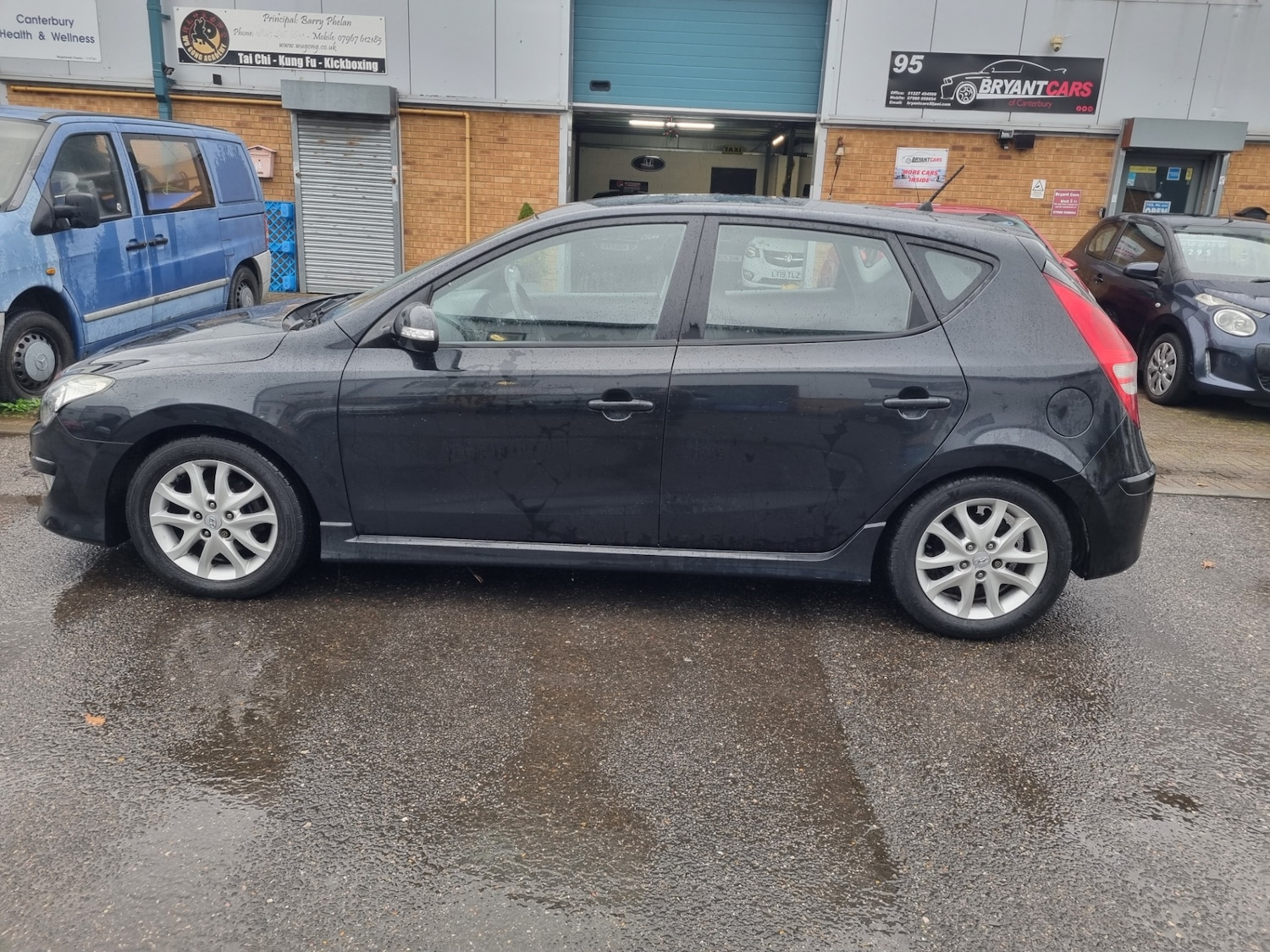 Used Hyundai i30 2010 for sale - 76817609: Photo 5