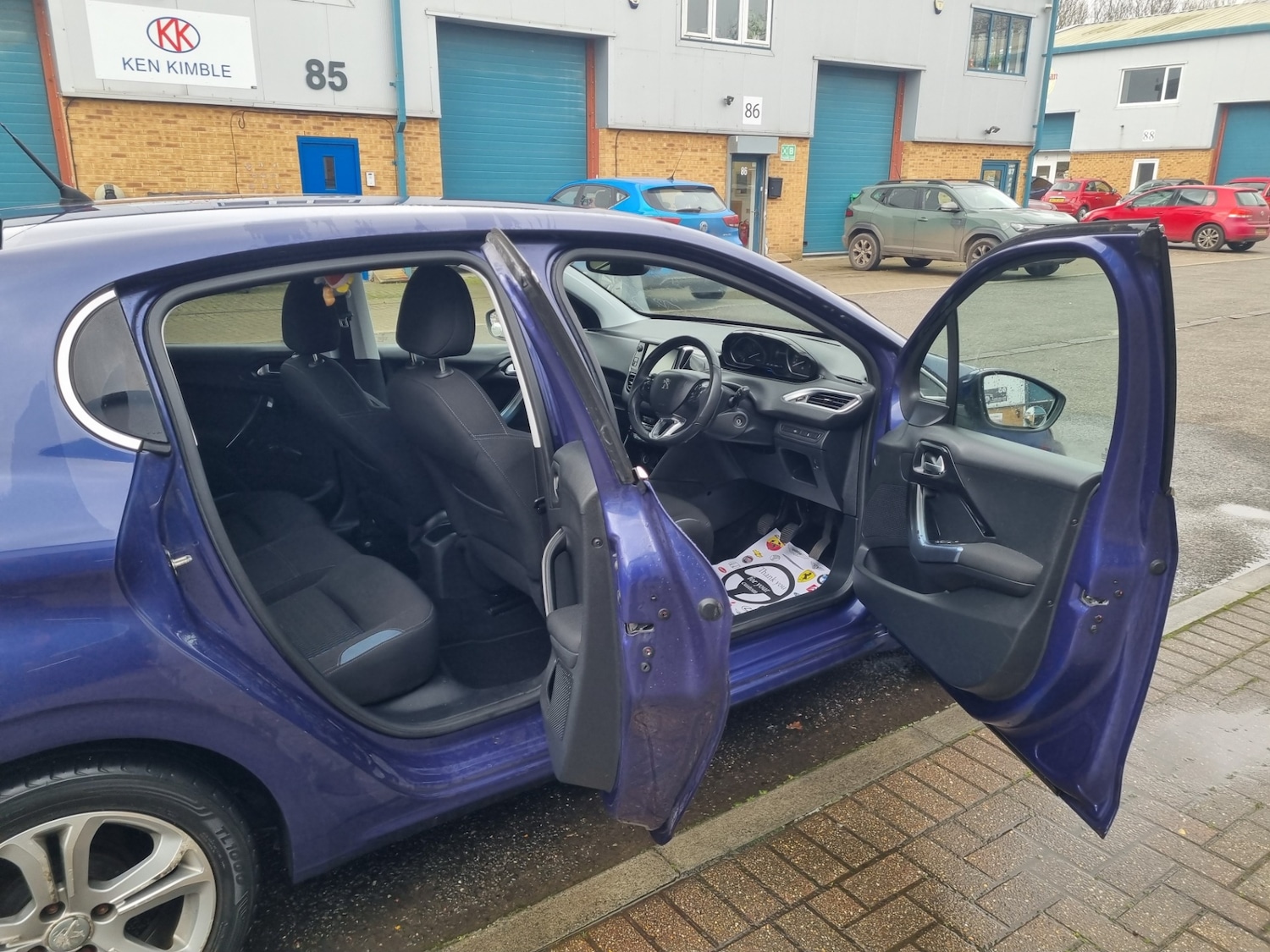 Used Peugeot 208 2013 for sale - 77818870: Photo 13