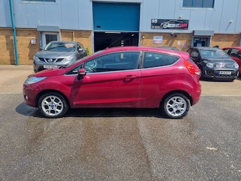 Used Ford Fiesta 2011 for sale - 79038503: Photo
