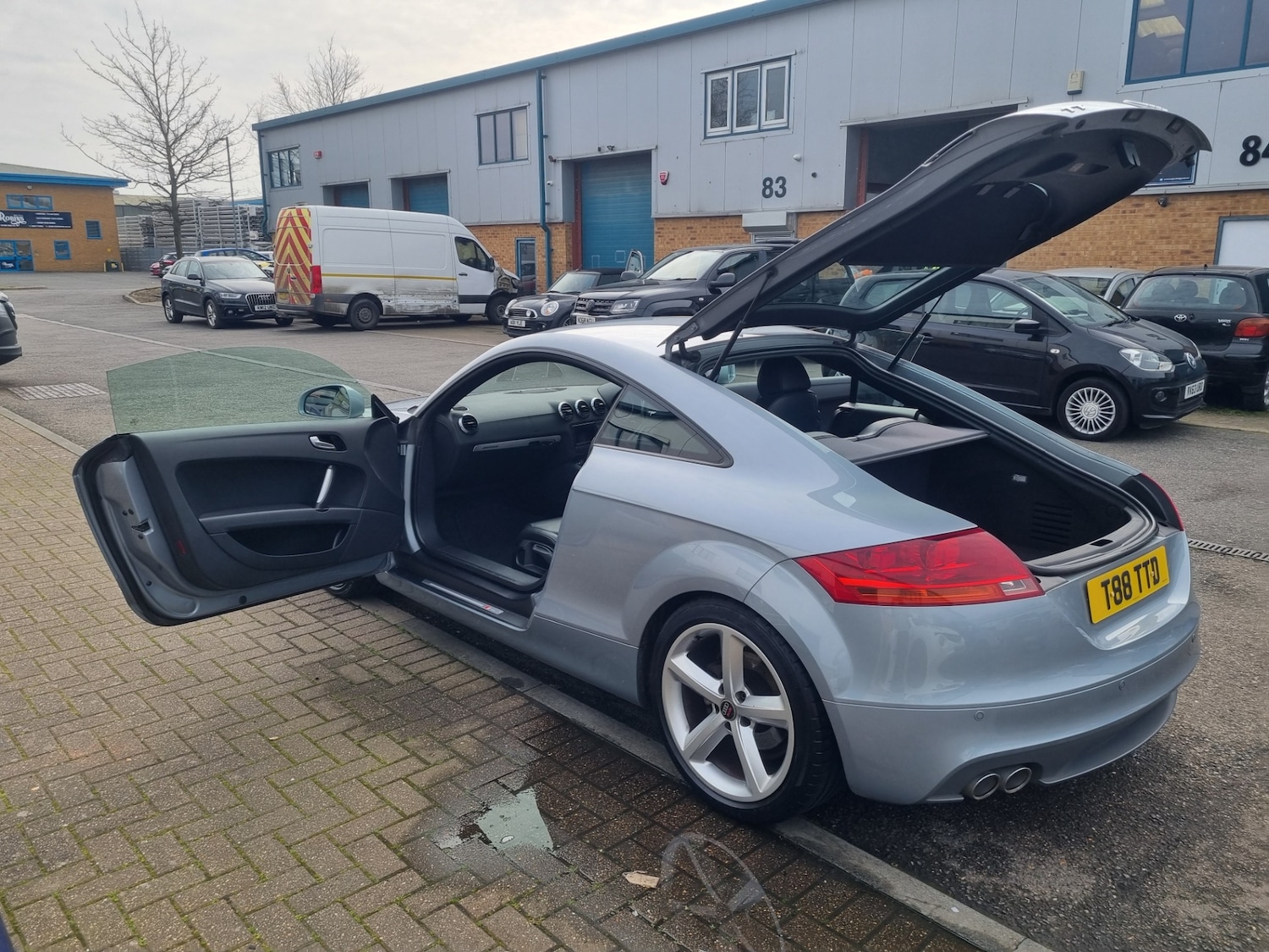 Used Audi TT 2009 for sale - 78030876: Photo 12