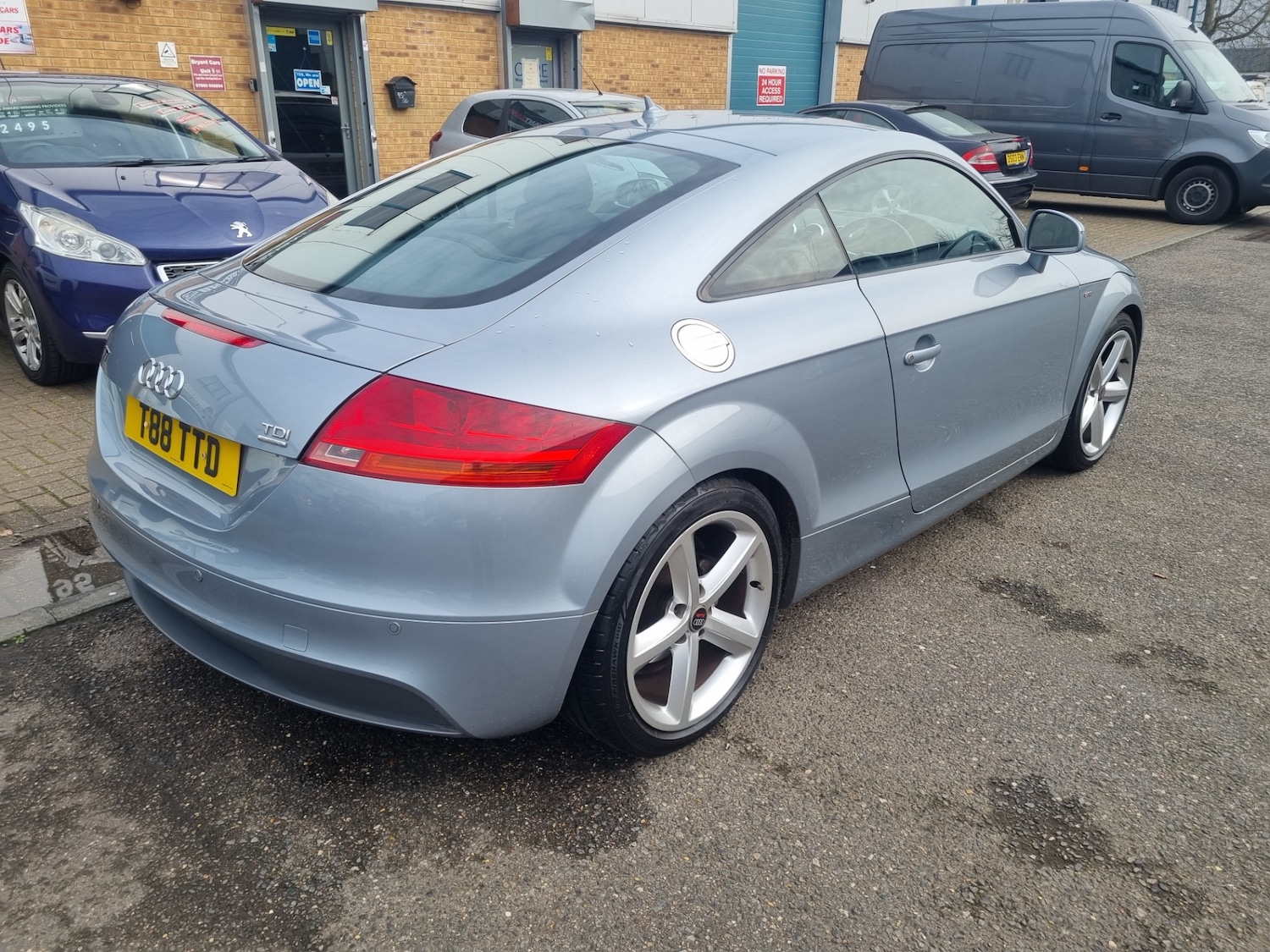 Used Audi TT 2009 for sale - 78030876: Photo 5