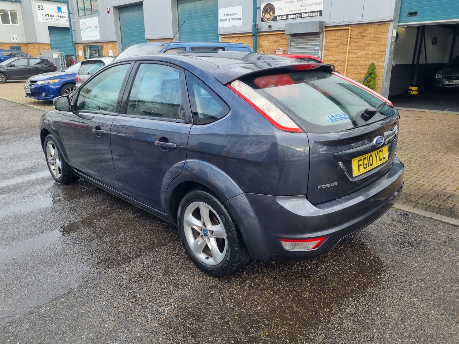 Used Ford Focus 2010 for sale - 76466656: Photo 10