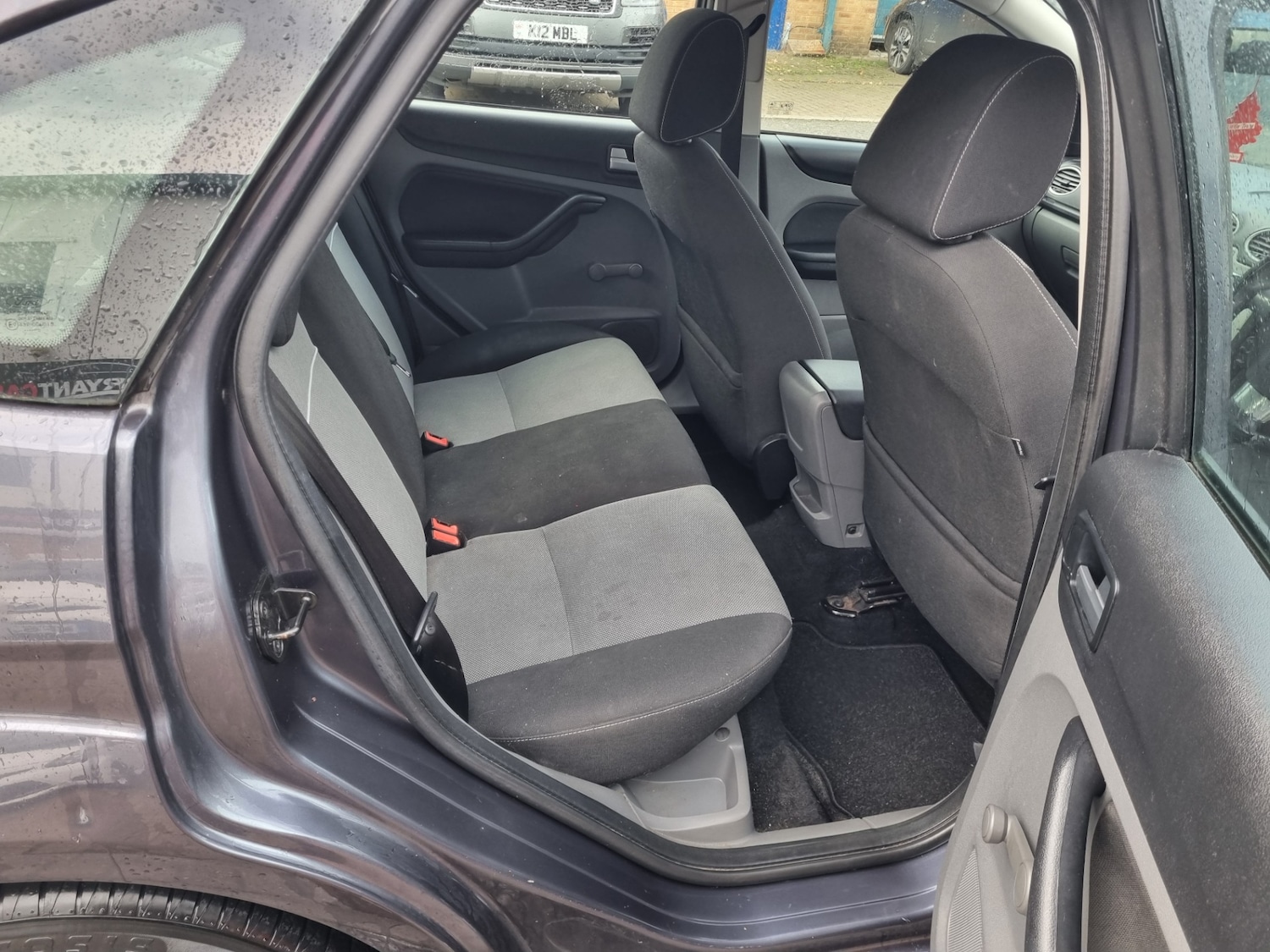 Used Ford Focus 2010 for sale - 76466656: Photo 5