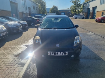 Used Fiat Punto 2015 for sale - 76116666: Photo 2
