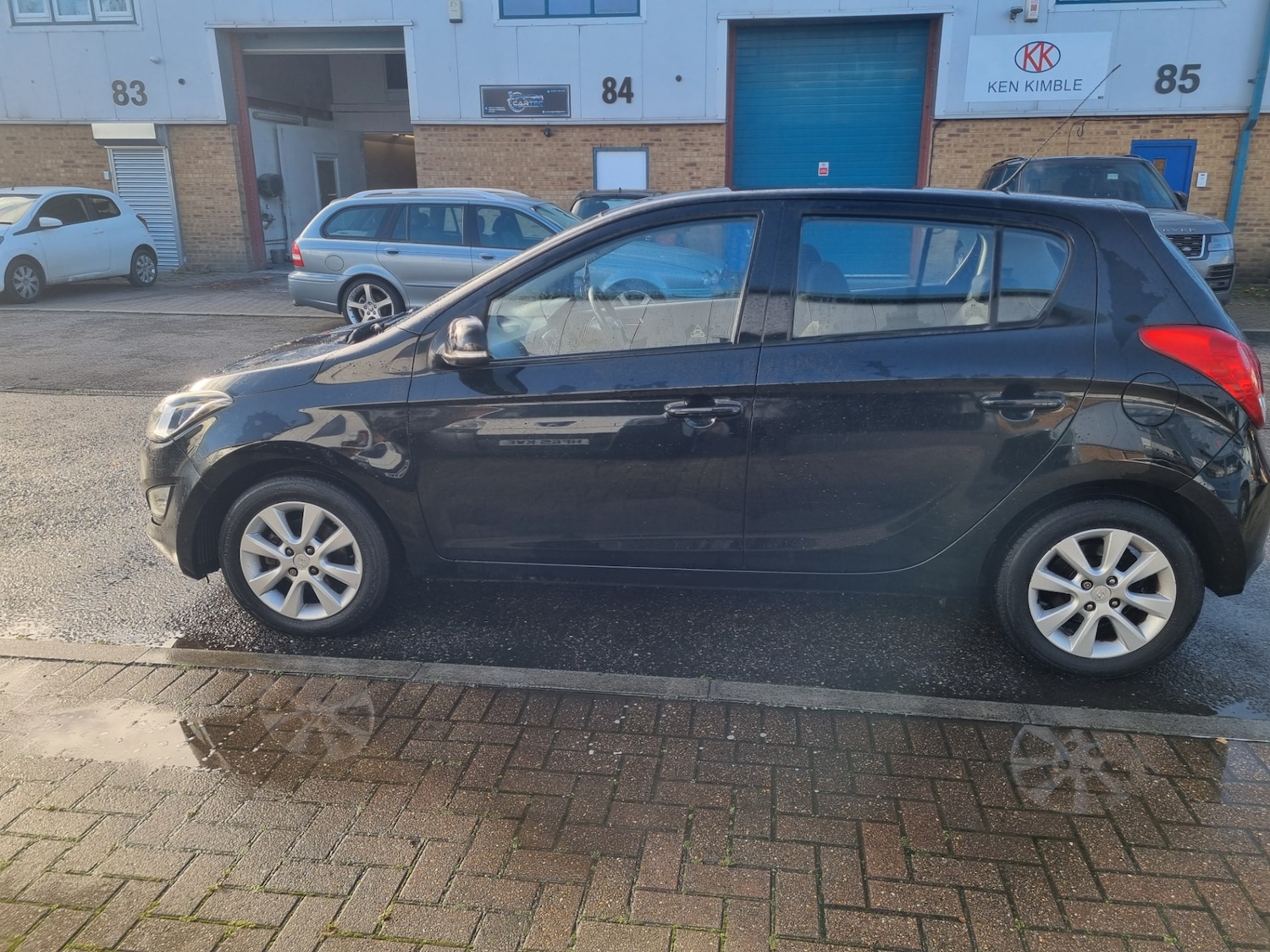 Used Hyundai i20 2013 for sale - 76709694: Photo 3