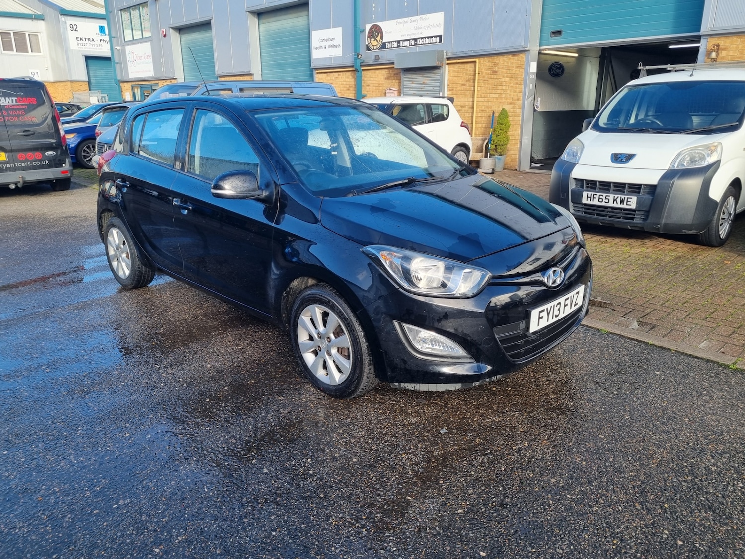 Used Hyundai i20 2013 for sale - 76709694: Photo 6