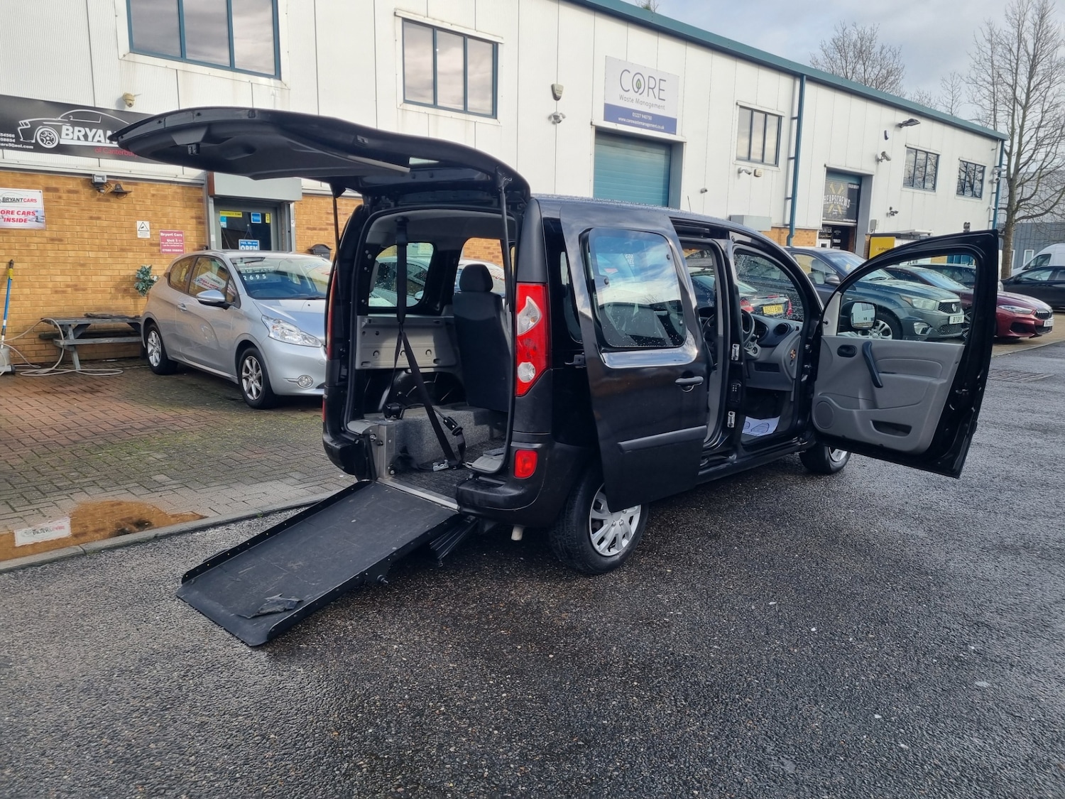 Used Renault Kangoo 2010 for sale - 77637077: Photo 20