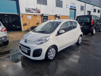 2012 (12) - 1.0i VTR 3dr