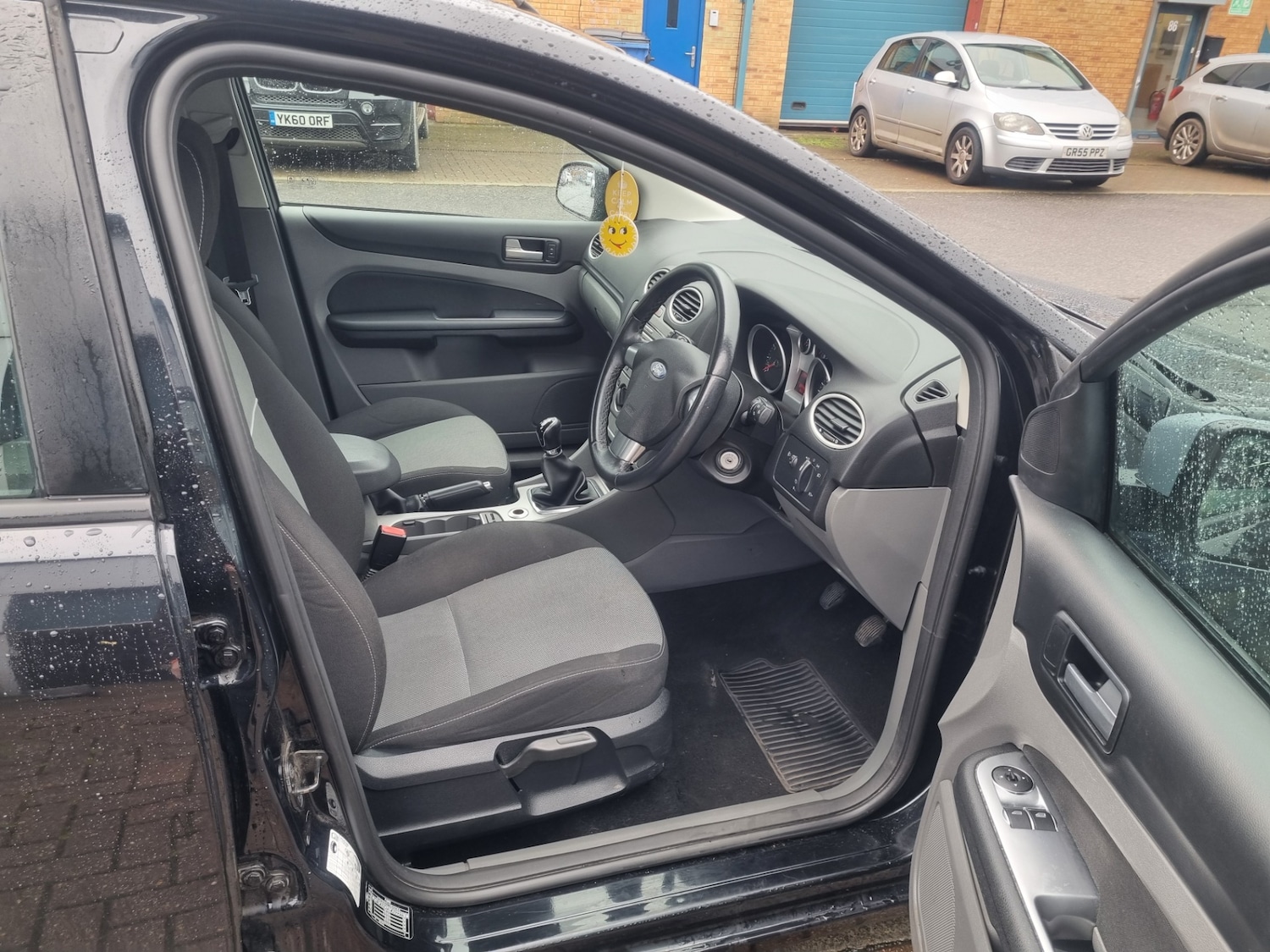 Used Ford Focus 2010 for sale - 77189477: Photo 11