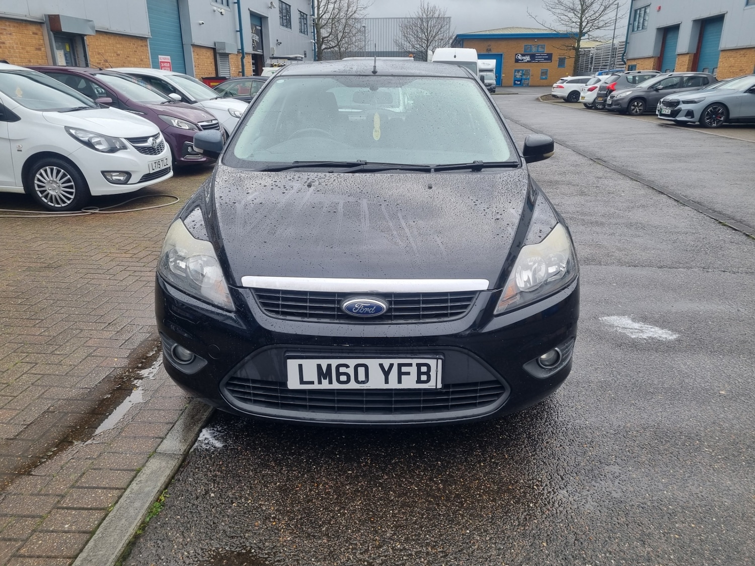 Used Ford Focus 2010 for sale - 77189477: Photo 2