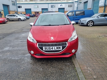 Used Peugeot 208 2014 for sale - 78339482: Photo