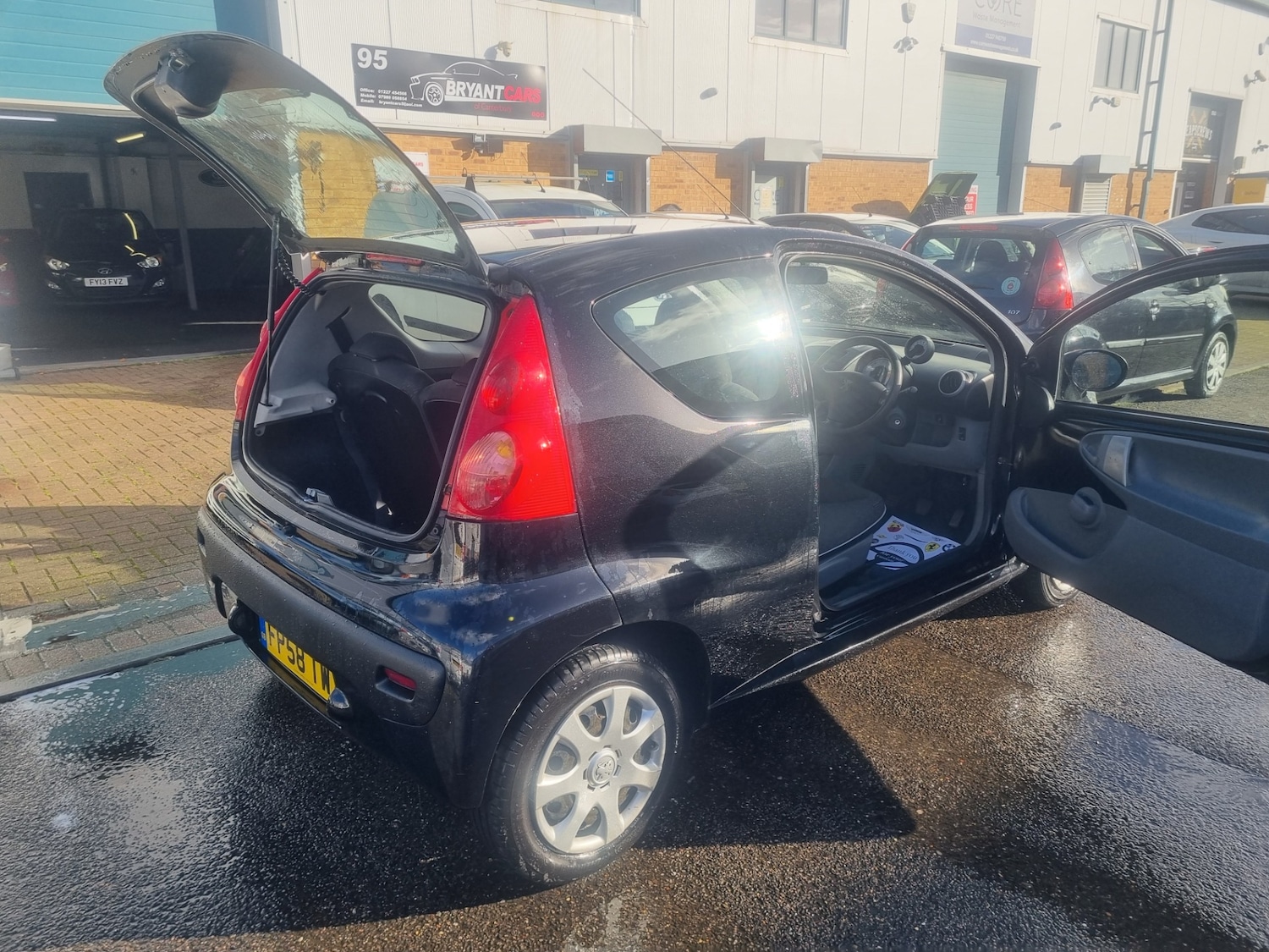 Used Peugeot 107 2009 for sale - 76710044: Photo 15