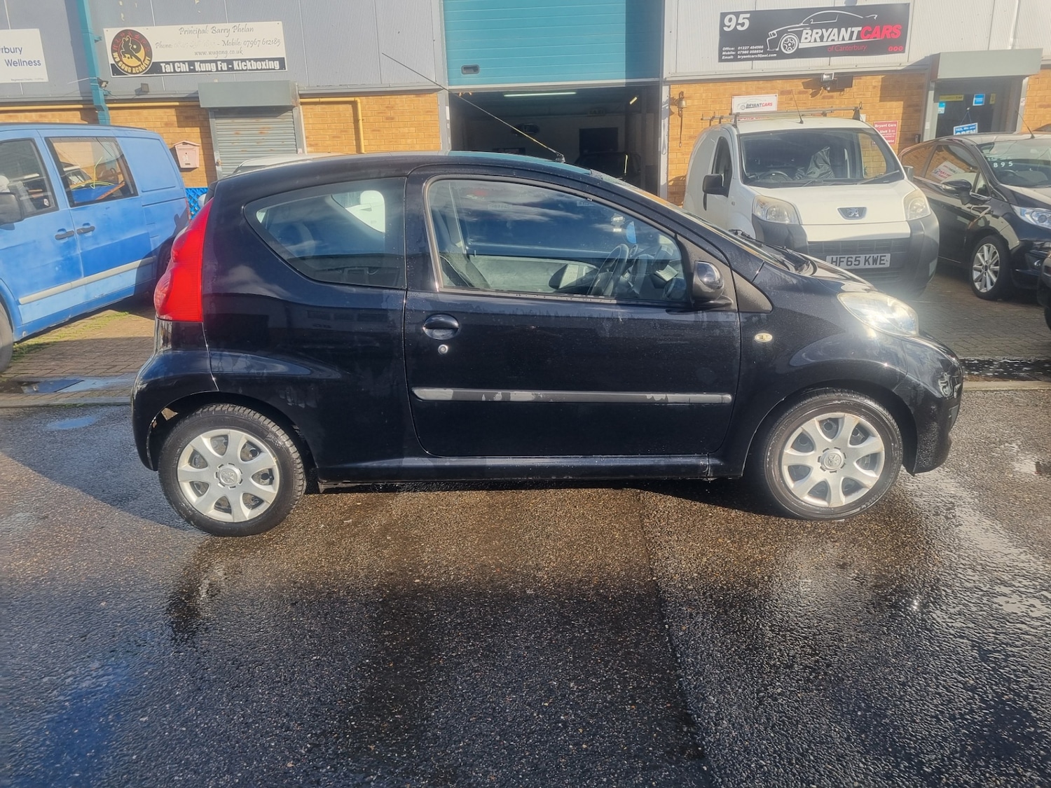 Used Peugeot 107 2009 for sale - 76710044: Photo 8